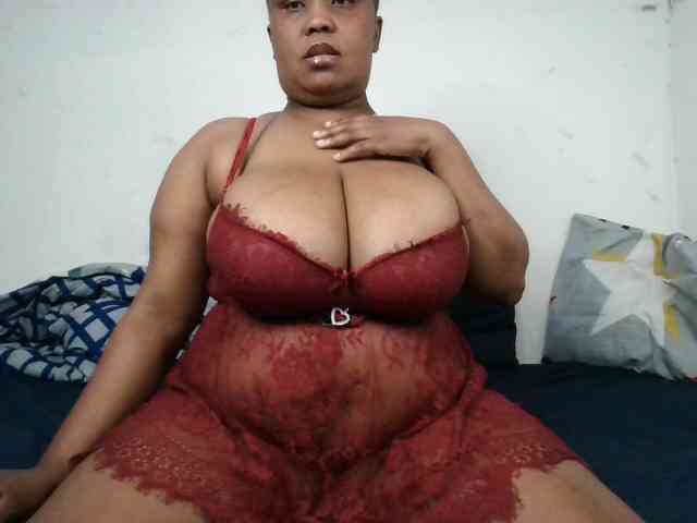 BIGTITTISXX