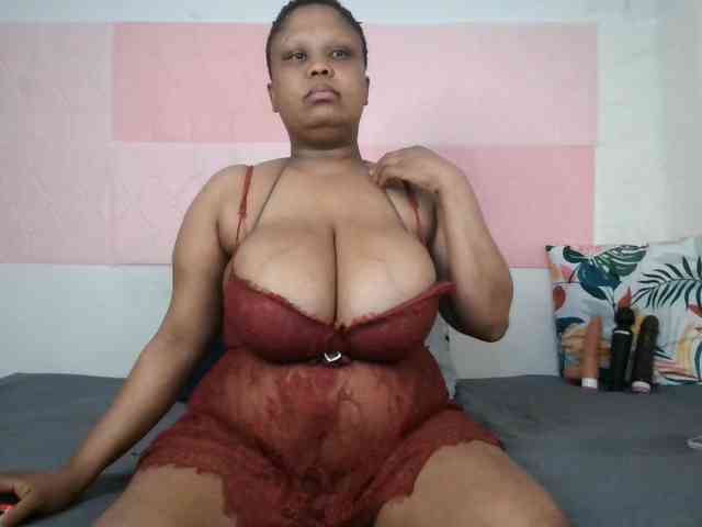BIGTITTISXX