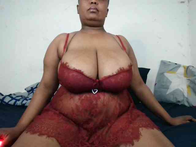 BIGTITTISXX