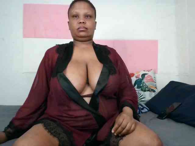 BIGTITTISXX