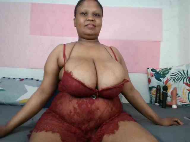 BIGTITTISXX