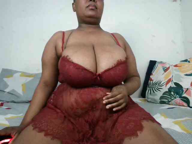 BIGTITTISXX