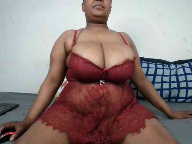 BIGTITTISXX BIGTITTISXX