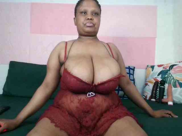 BIGTITTISXX