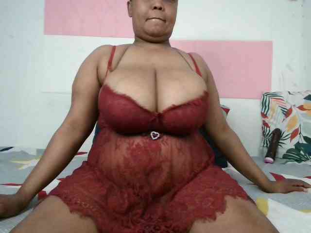 BIGTITTISXX