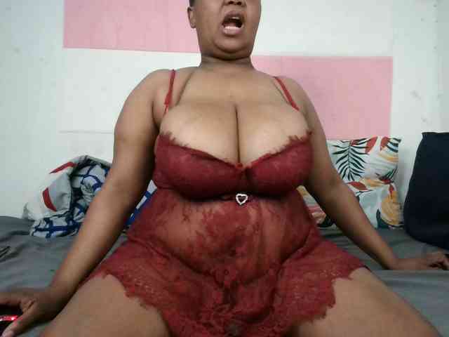 BIGTITTISXX