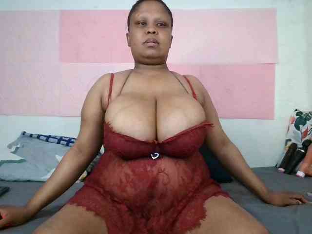 BIGTITTISXX