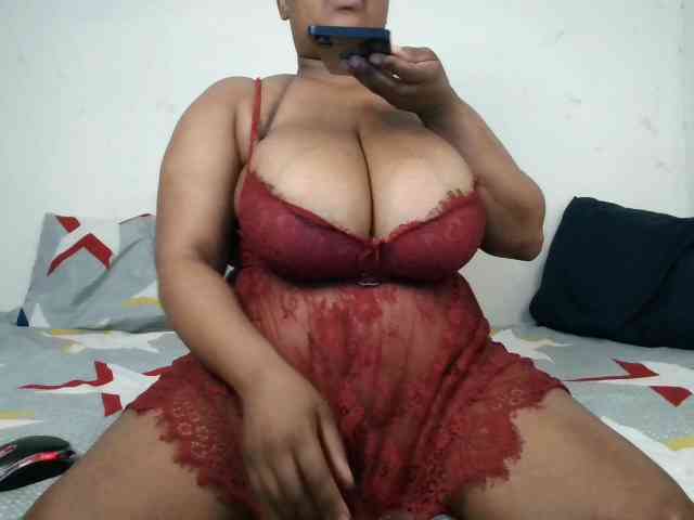 BIGTITTISXX