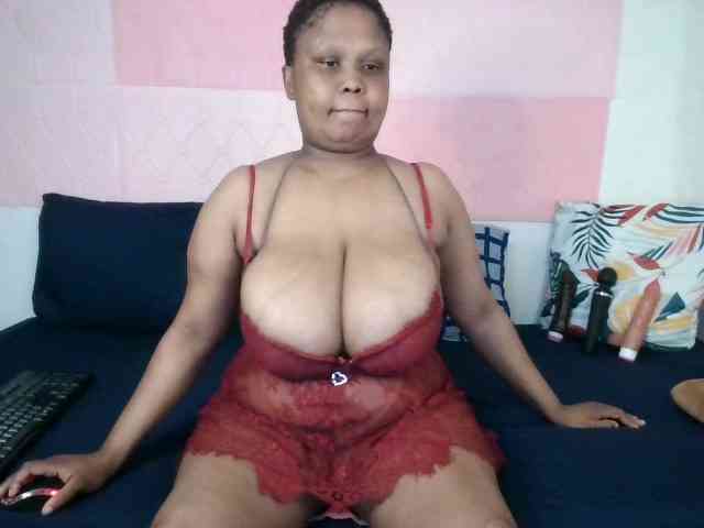 BIGTITTISXX
