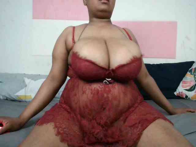 BIGTITTISXX
