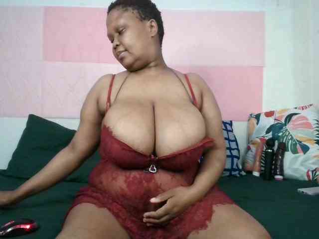 BIGTITTISXX