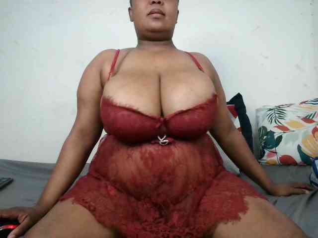 Model: BIGTITTISXX
