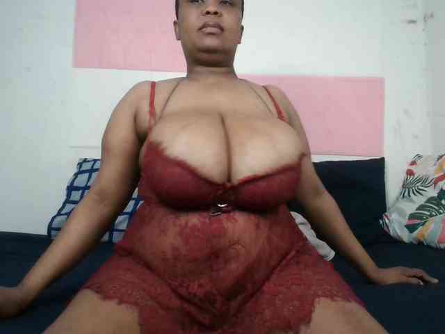 BIGTITTISXX BIGTITTISXX