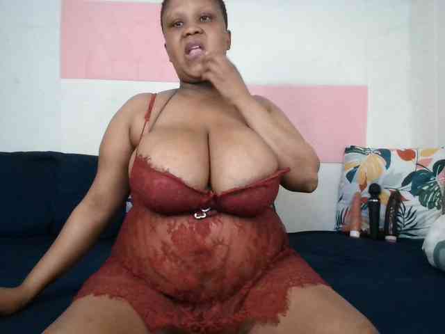 BIGTITTISXX