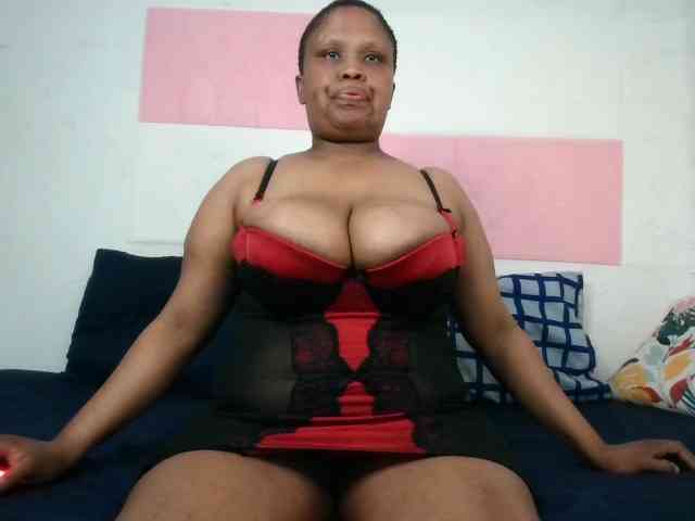 BIGTITTISXX webcam