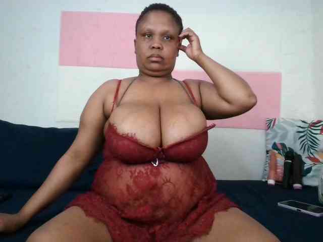 Model: BIGTITTISXX