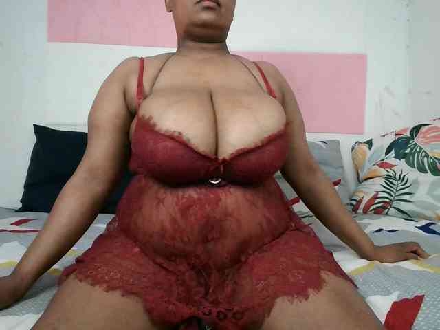 BIGTITTISXX BIGTITTISXX