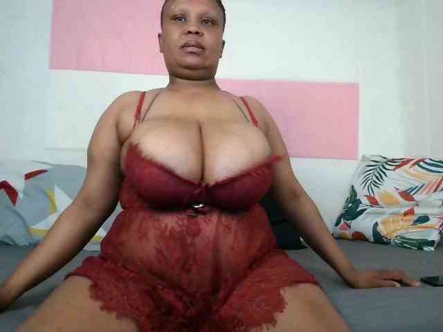 BIGTITTISXX