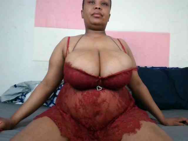 BIGTITTISXX webcam