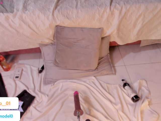Chloe- live cam on BongaCams