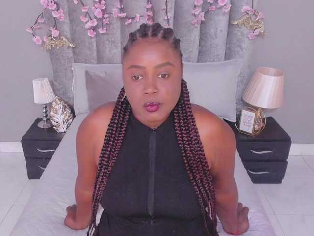 Chloe-'s BongaCams show and profile