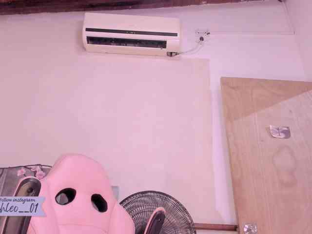 Chloe- webcam