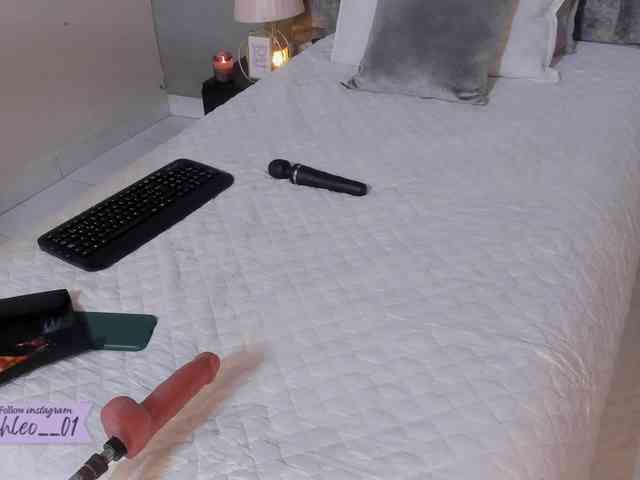 Chloe- webcam