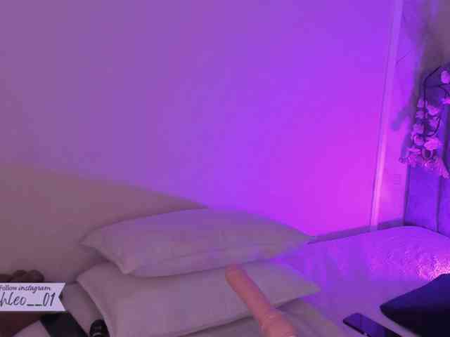 Chloe- webcam