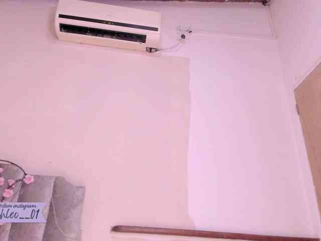 Chloe- webcam