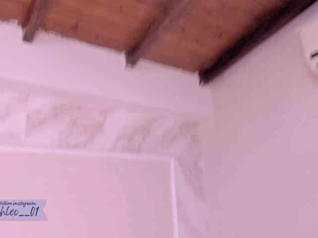 Chloe- webcam