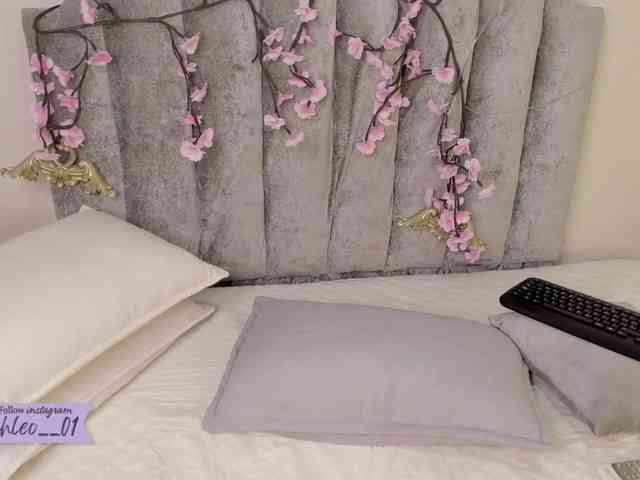 Chloe- webcam