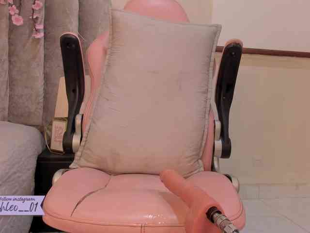 Chloe- webcam