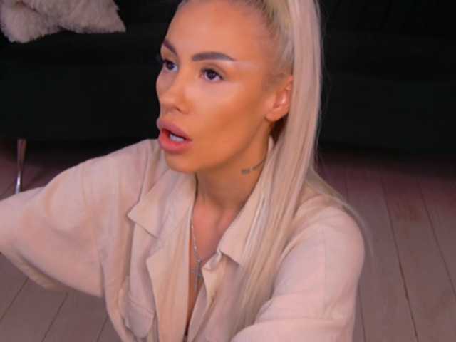 Sex chat gratuit in direct cu BailleyRush pe BongaCams