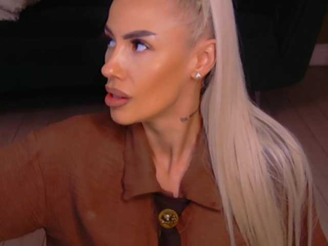 Sex chat gratuit in direct cu BailleyRush pe BongaCams