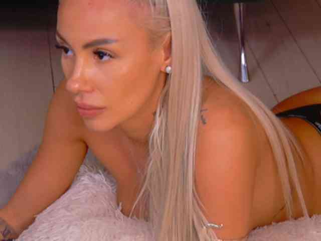 striptease chat room BailleyRush
