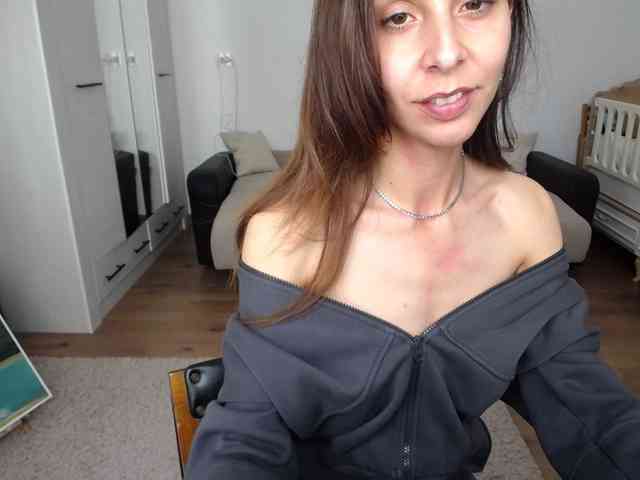 Modèle: jenniferburrill
