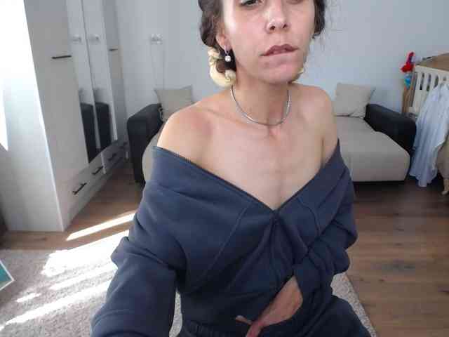 Modèle: jenniferburrill