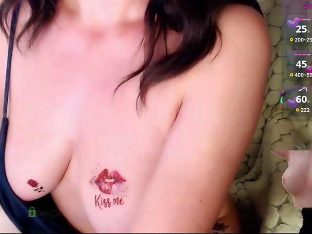 Persiks live cam on BongaCams