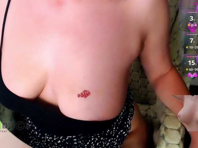 Persiks live cam on BongaCams