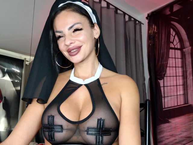Ella-Hottie