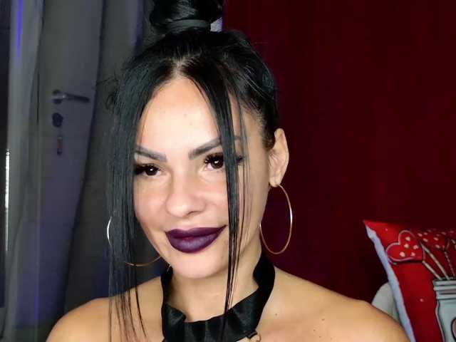ell3 live cam on BongaCams