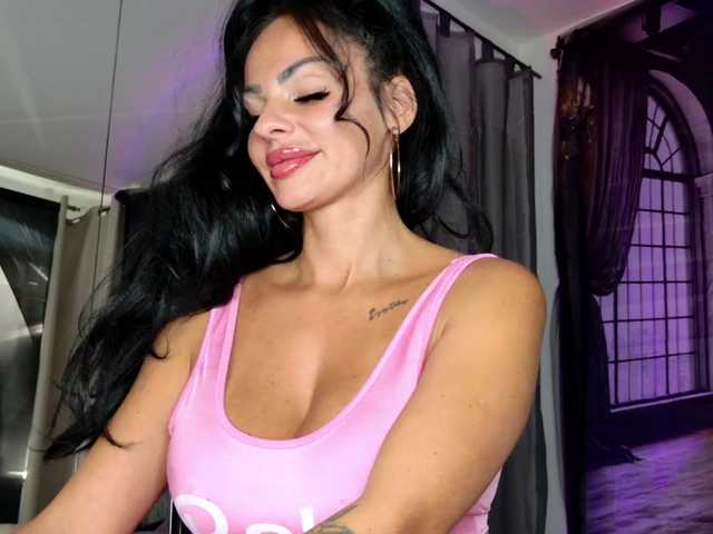 ell3 live cam on BongaCams