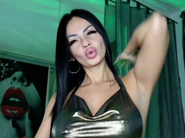 Ella-Hottie