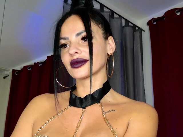 Ella-Hottie