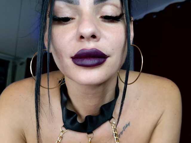 ell3 live cam on BongaCams