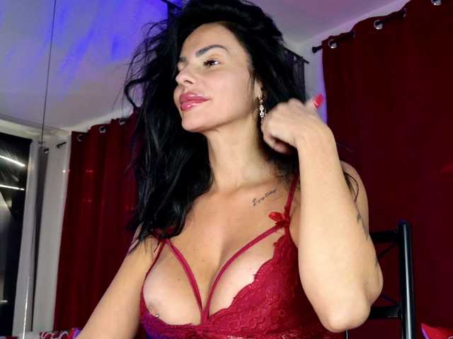 Ella-Hottie