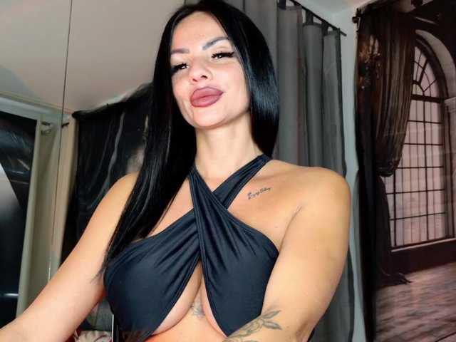 Ella-Hottie