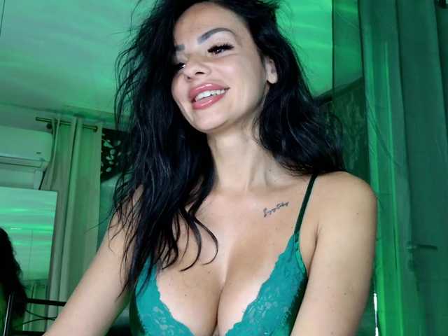 Ella-Hottie