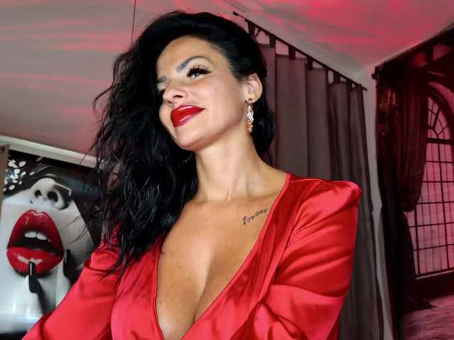 ell3 live cam on BongaCams