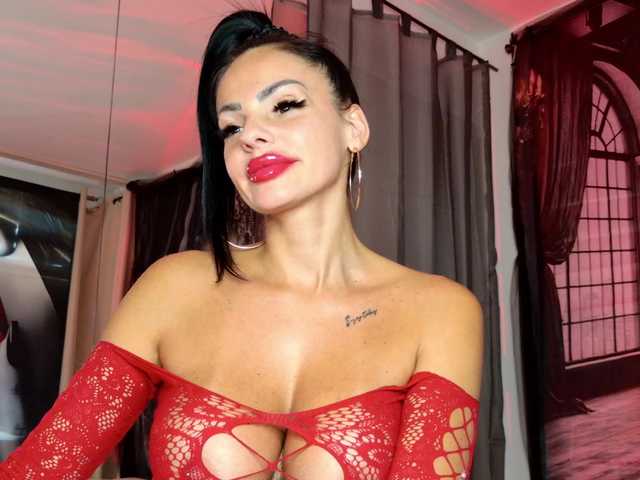 ell3 live cam on BongaCams